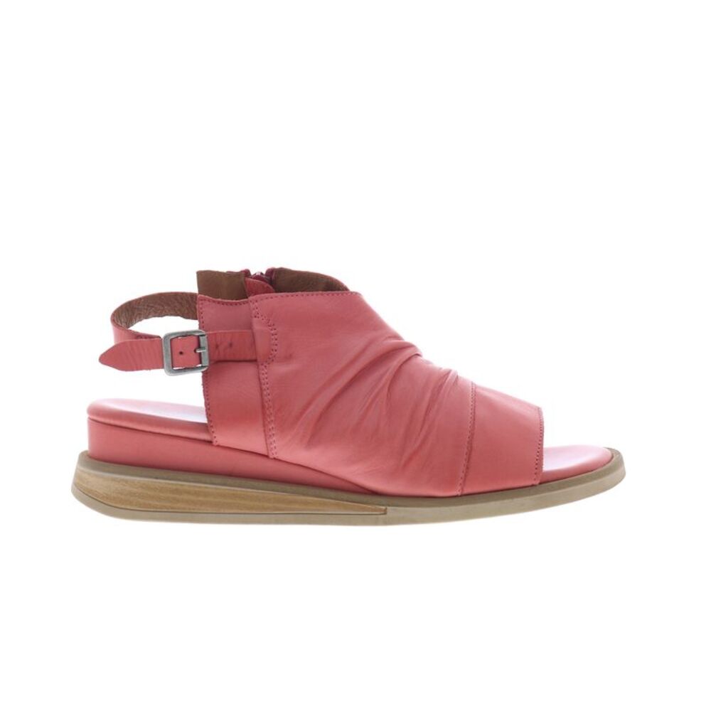 Miz Mooz Womens Conor Red Shoes (NWT)